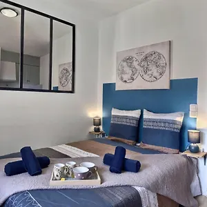  Appartement Studio Vue Sur Le Clocher, Au Calme #3 France